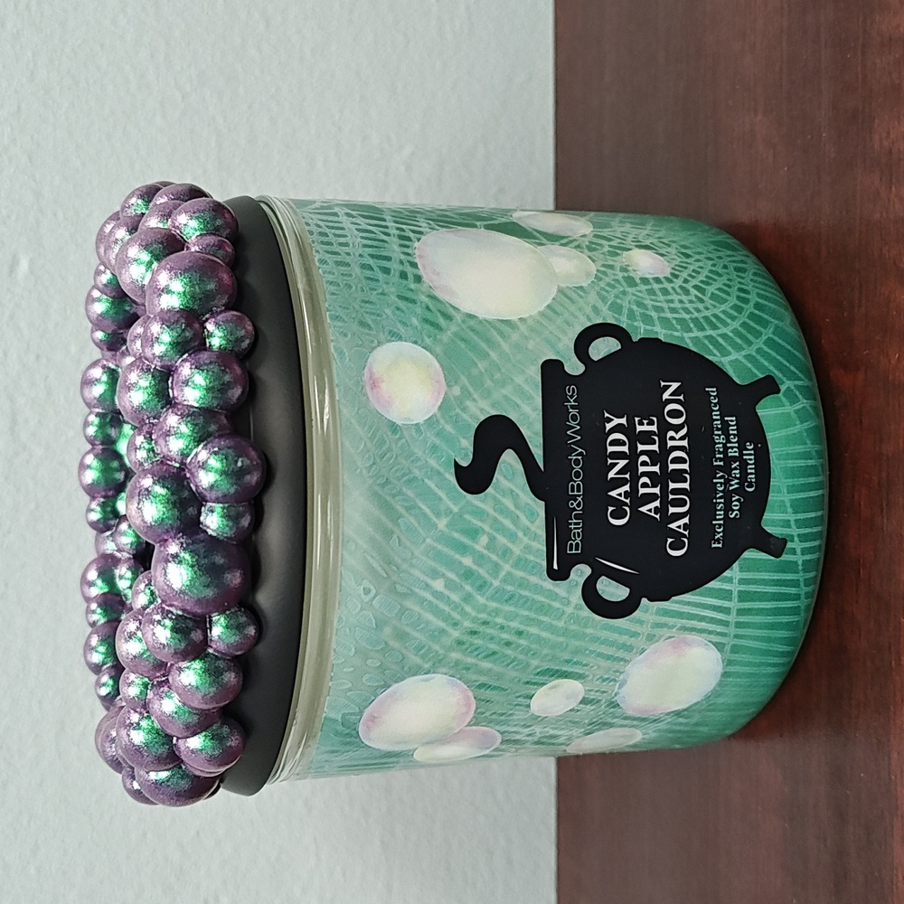 Bath & Body Works CANDY APPLE CAULDRON 3-Wick Candle with Novelty Lid